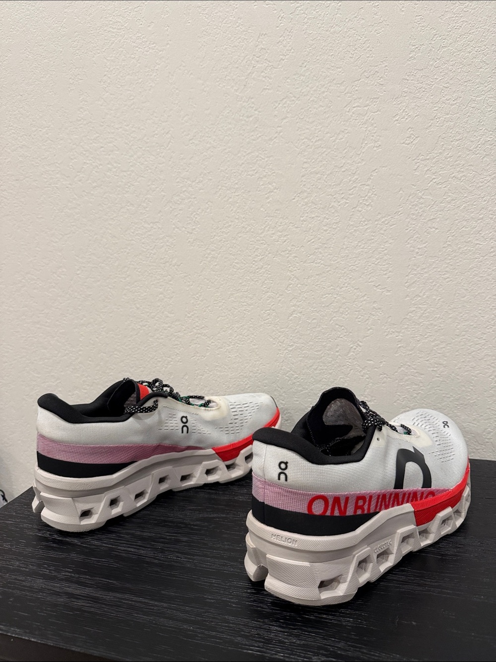 On Cloud Cloudmonster Running Women’s Size 9.5 White Red Black - Picture 8 of 11